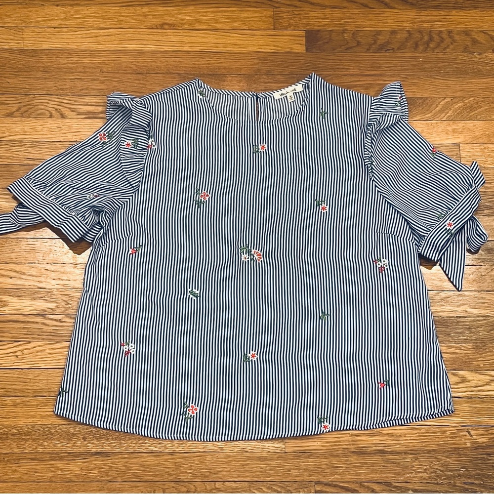 Bleuh Ciel Blue Stripe Embroidered Ruffle Tie Sleeve Blouse | Size: M